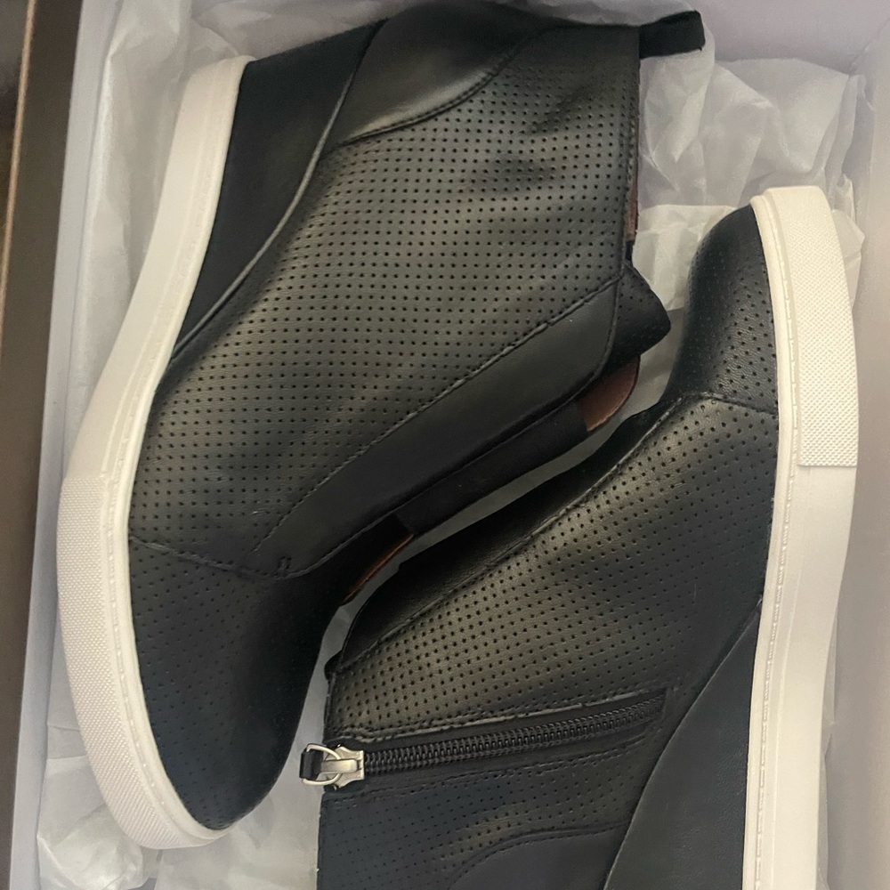 New in Box Linea Paolo Black Napa Perforated Leather Booties - Size 8.5